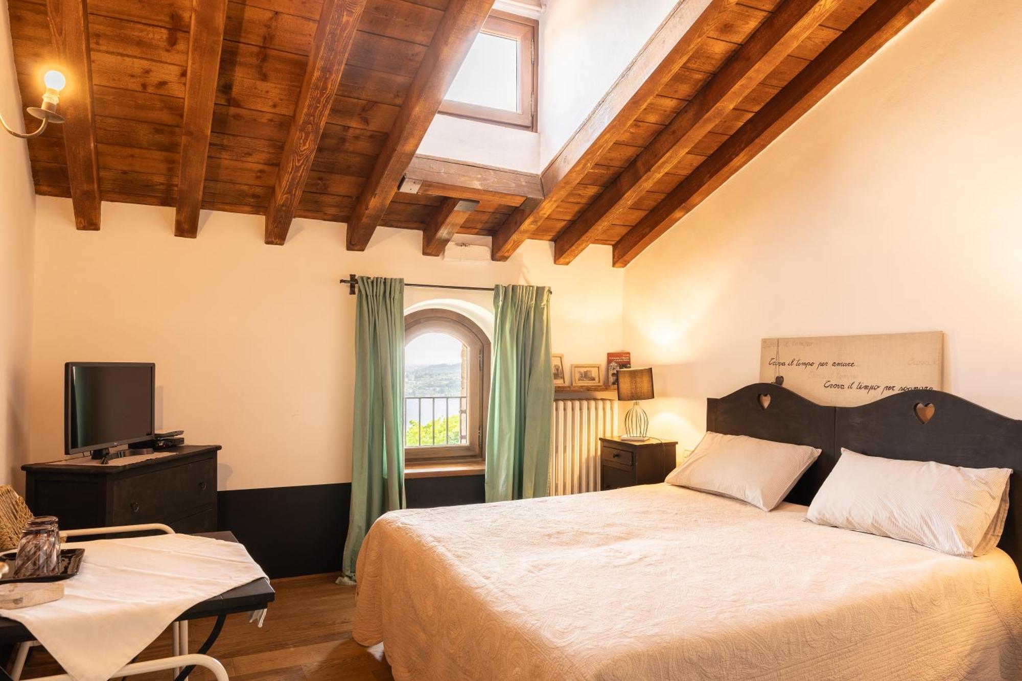 Premignaga Natural Home Gardone Riviera Bagian luar foto